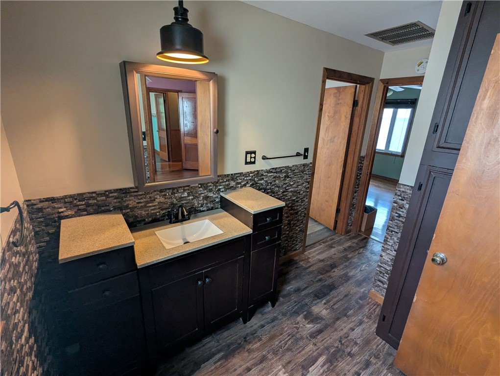 2018 Harrison Avenue Property Photo 11