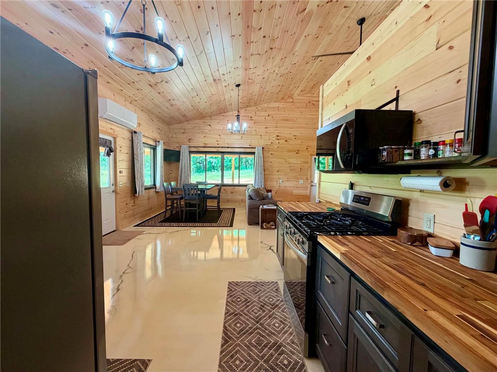 773 State 34 Highway Property Photo 12