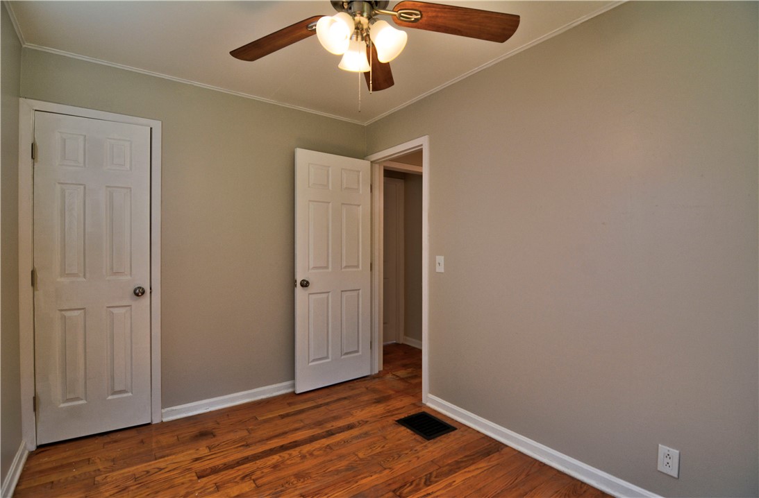 2104 E Whitmer Street Property Photo 10