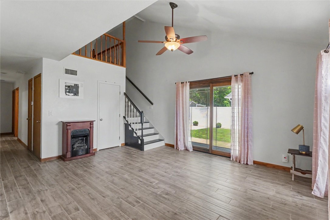 509 Laura Drive Property Photo 5