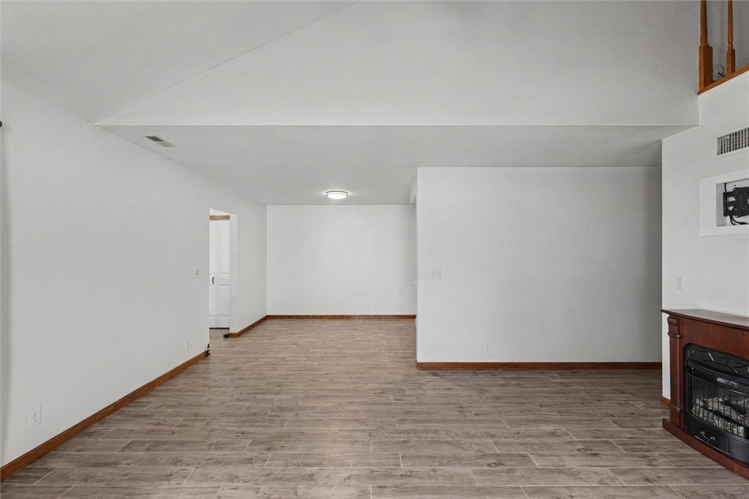 509 Laura Drive Property Photo 7