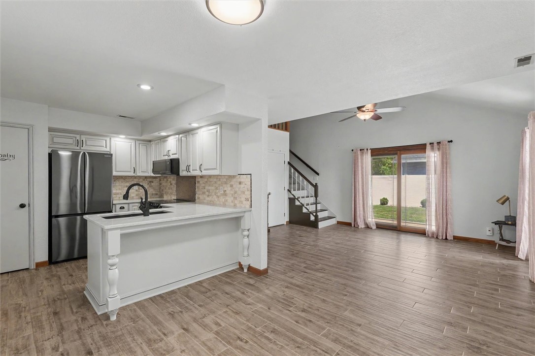 509 Laura Drive Property Photo 10
