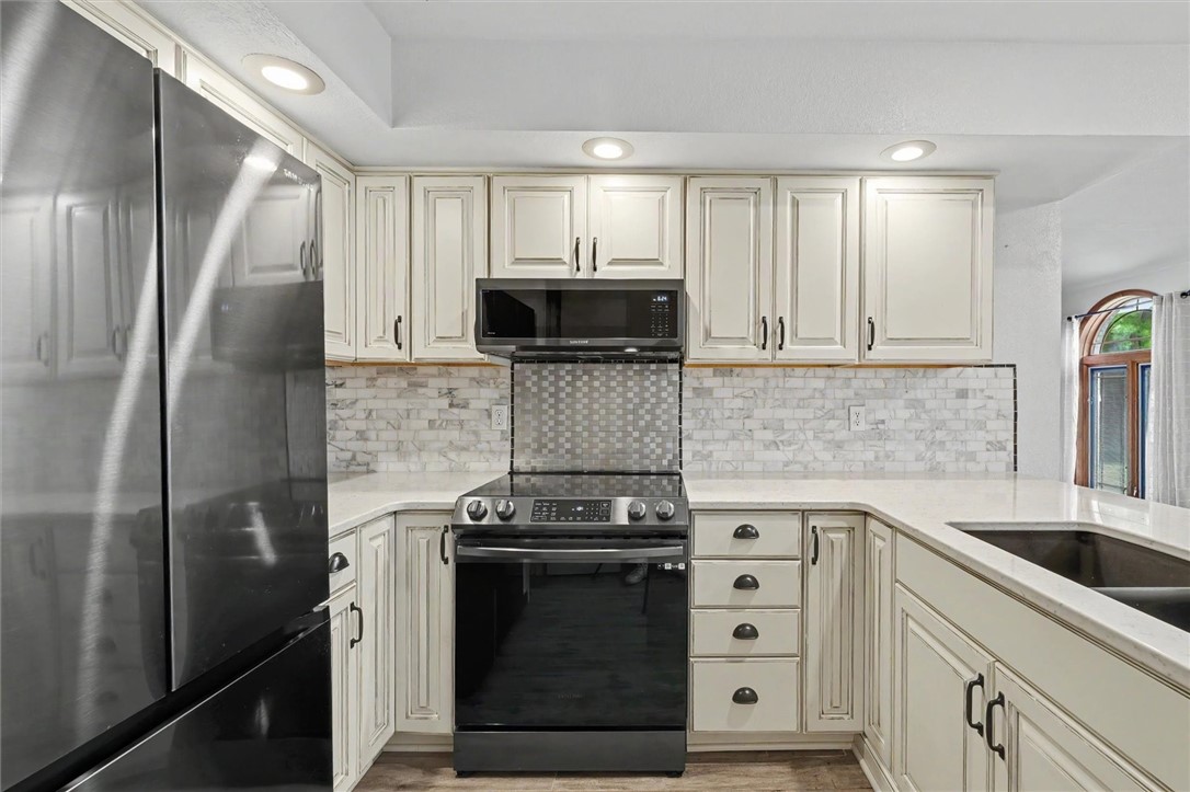 509 Laura Drive Property Photo 13
