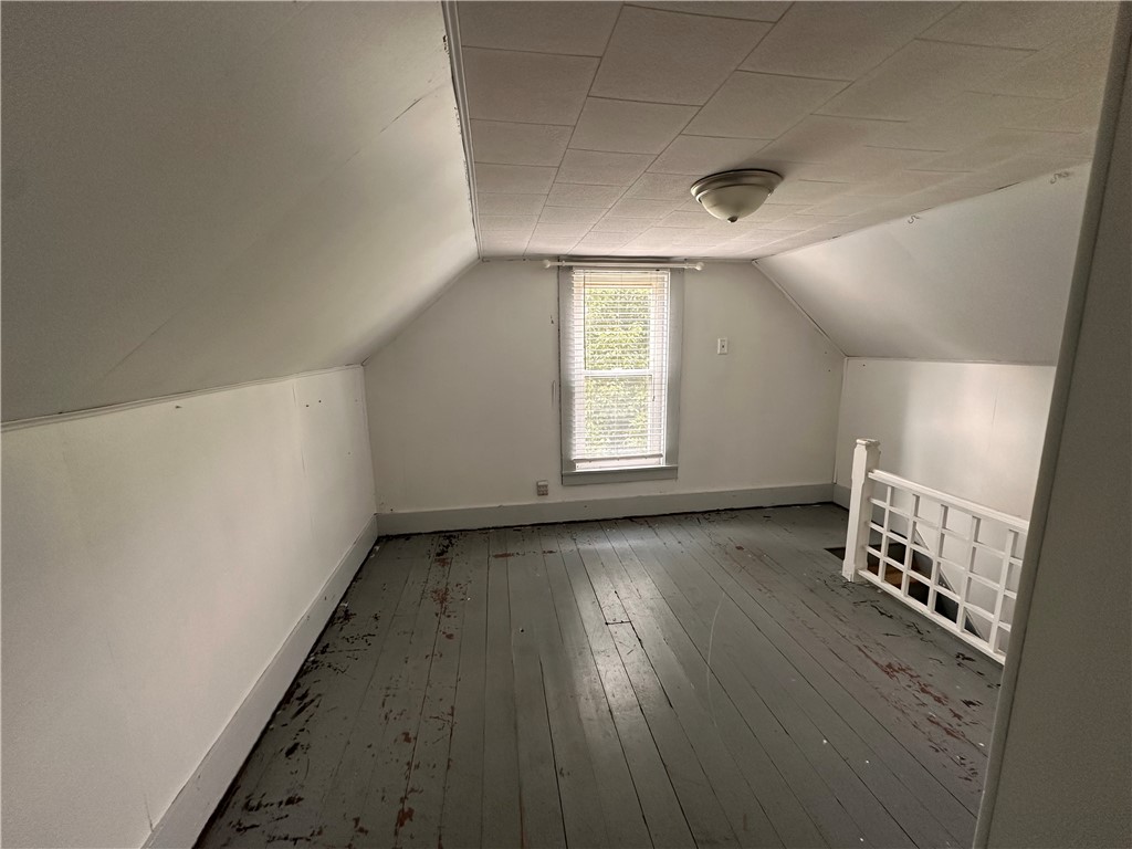 304 Grant Street Property Photo 16