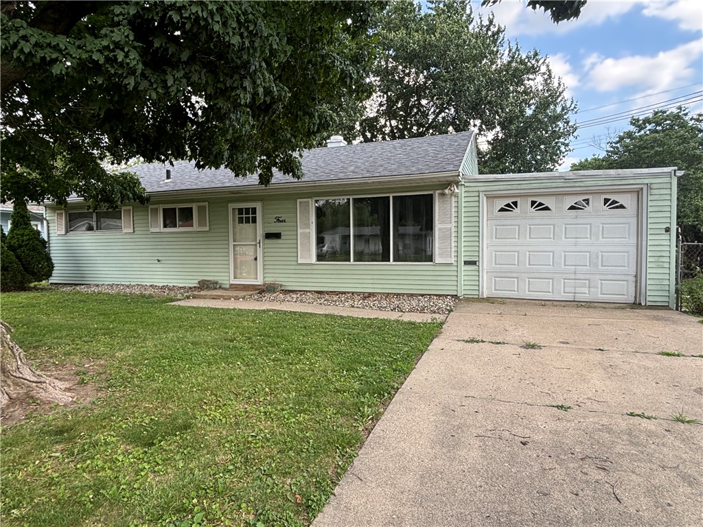 4 E Columbia Street Property Photo 1