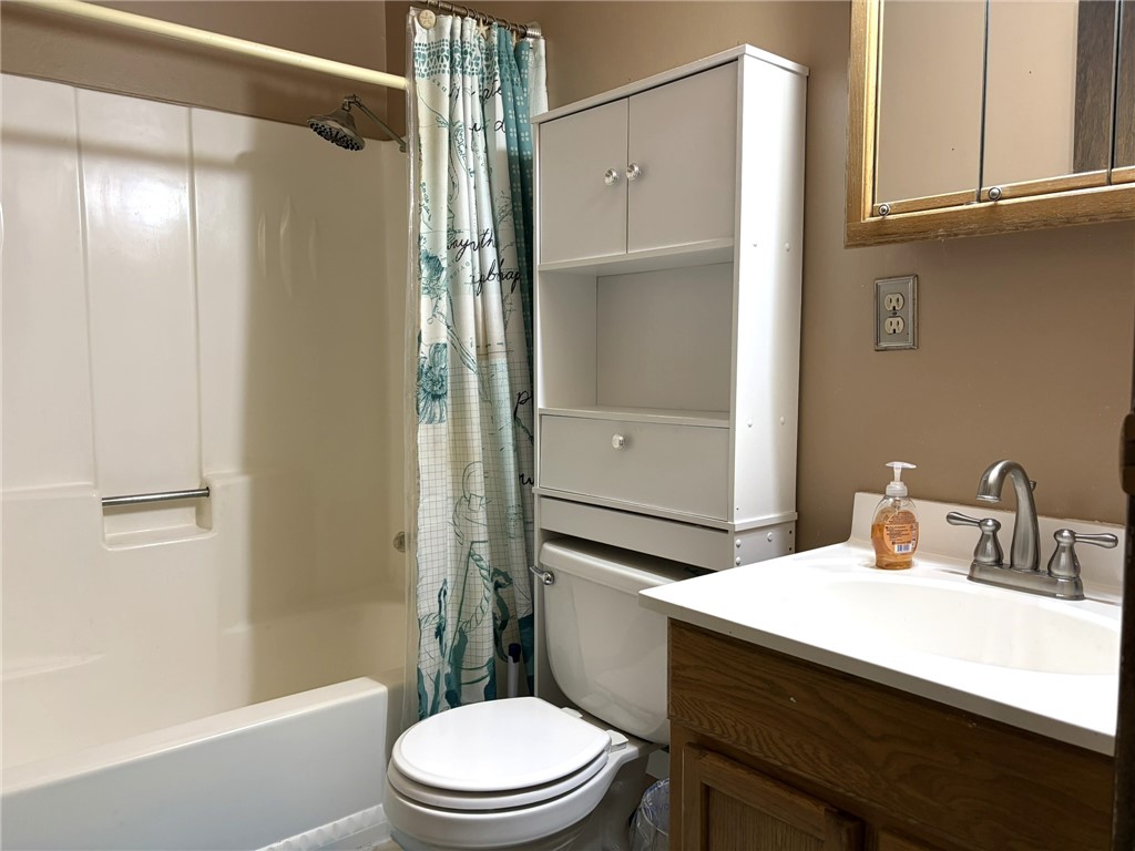 203 Elmwood Drive Property Photo 17
