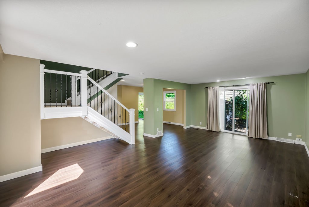 473 Timber Drive Property Photo 4