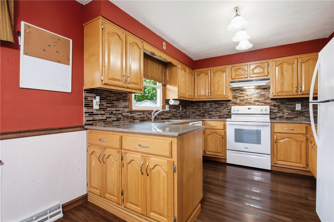 807 Cardinal Street Property Photo 5