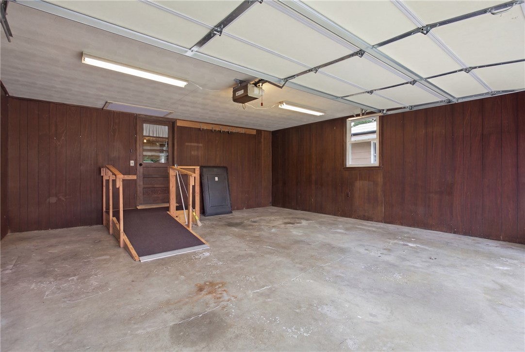 807 Cardinal Street Property Photo 24