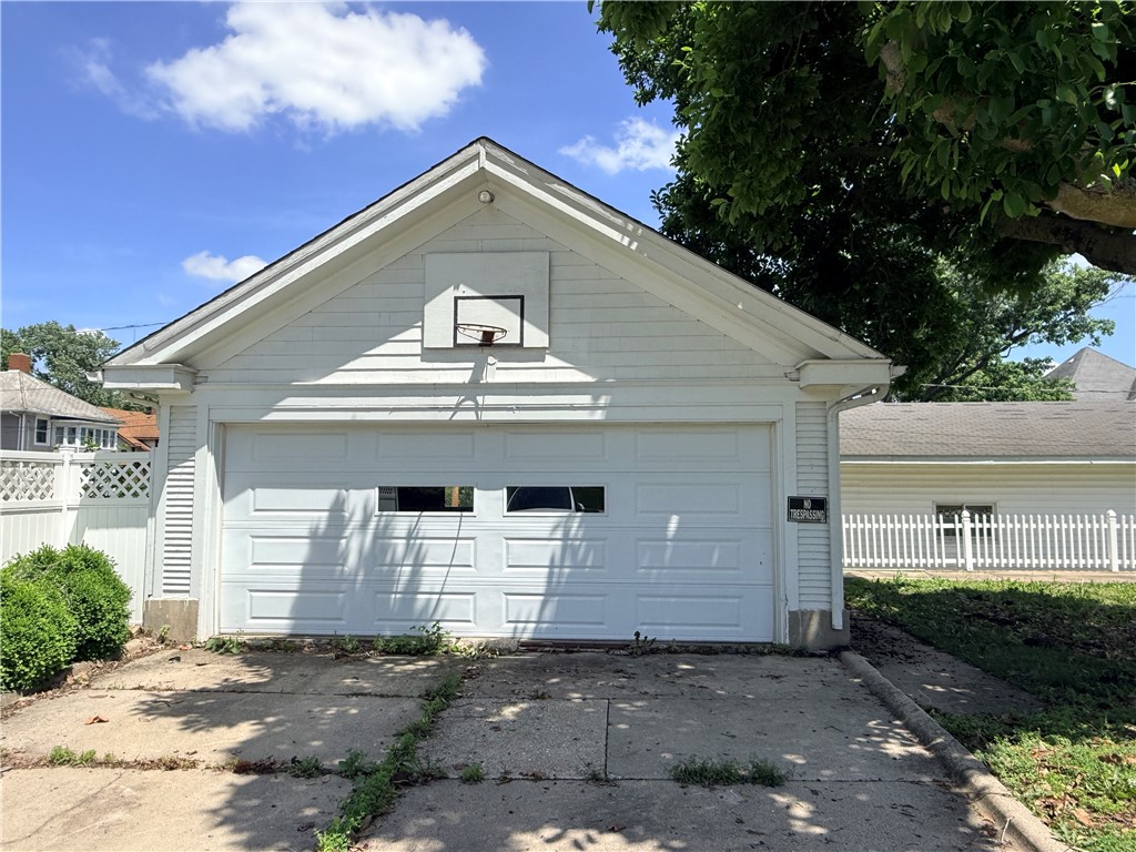 322 S 5th Street Property Photo 3