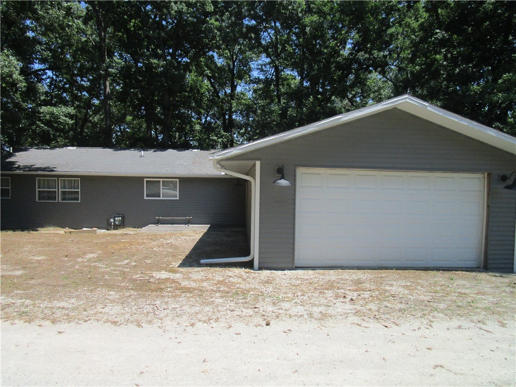 19 Oliver Drive Property Photo 1