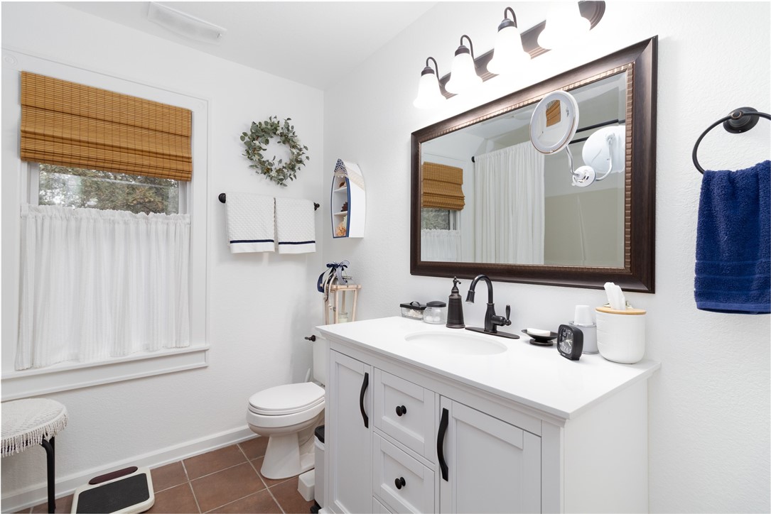 15460 N East Road Property Photo 25