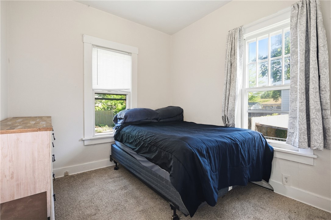 717 15th Street Property Photo 11