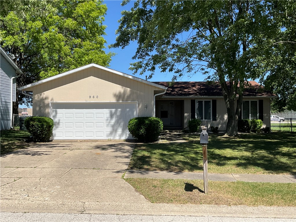 960 Hancock Drive Property Photo 1
