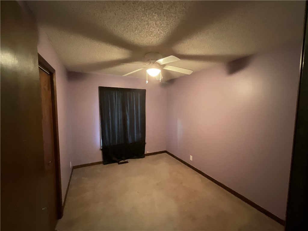 960 Hancock Drive Property Photo 5