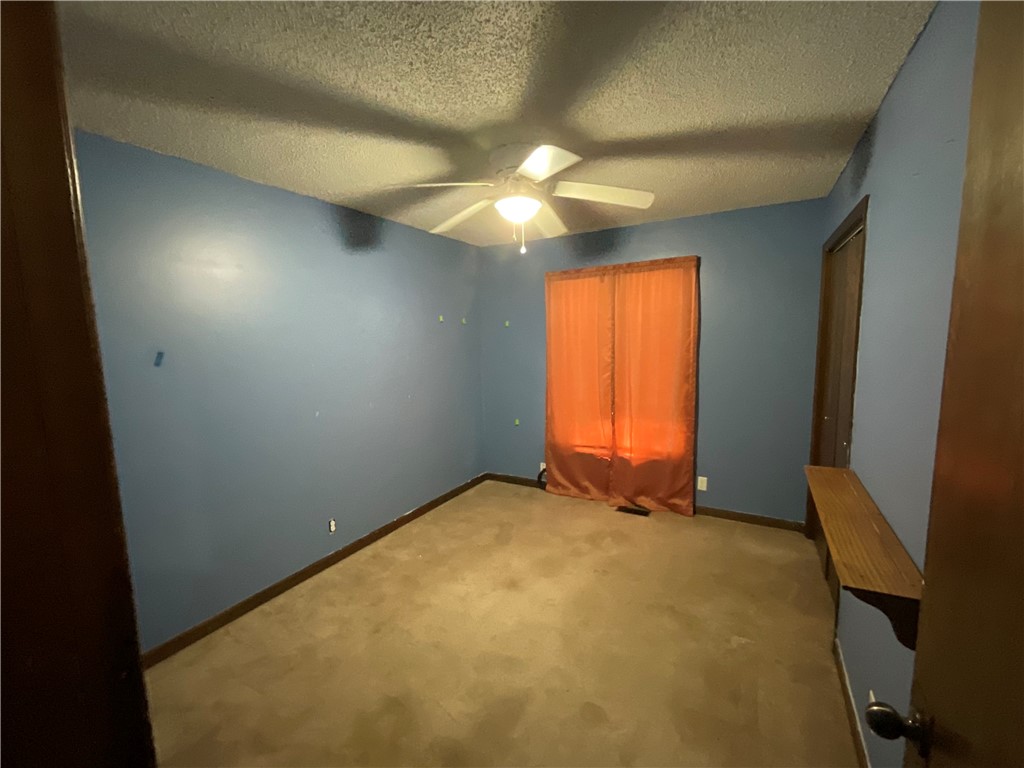 960 Hancock Drive Property Photo 6