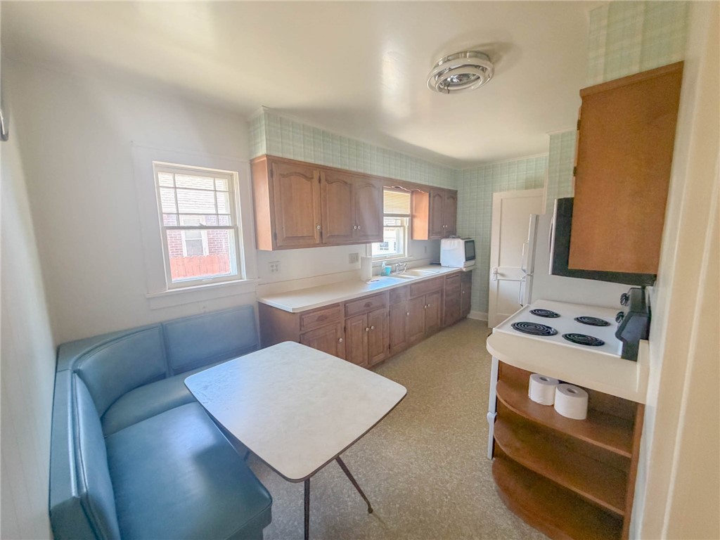 1604 Gilbert Street Property Photo 7