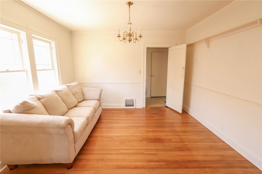 1604 Gilbert Street Property Photo 8