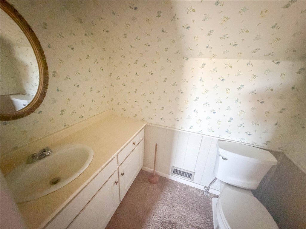 1604 Gilbert Street Property Photo 16