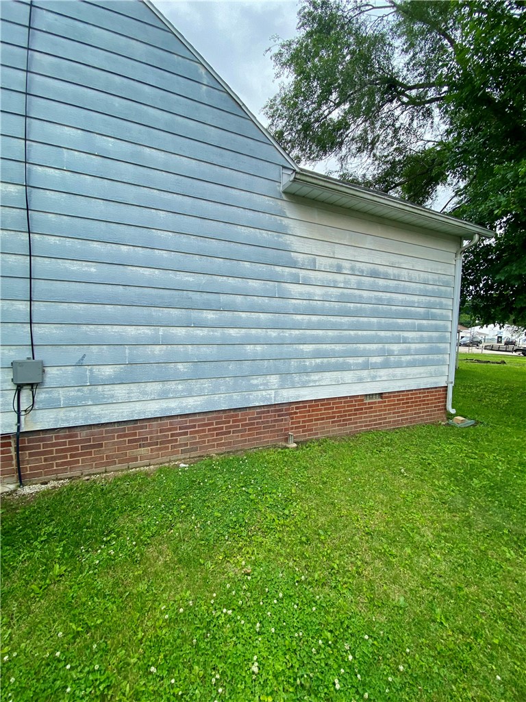 907 E Jefferson Avenue Property Photo 11