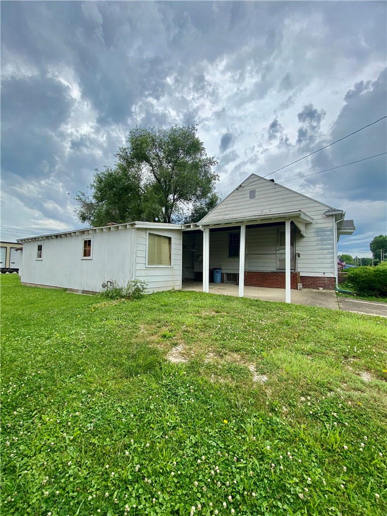 907 E Jefferson Avenue Property Photo 22