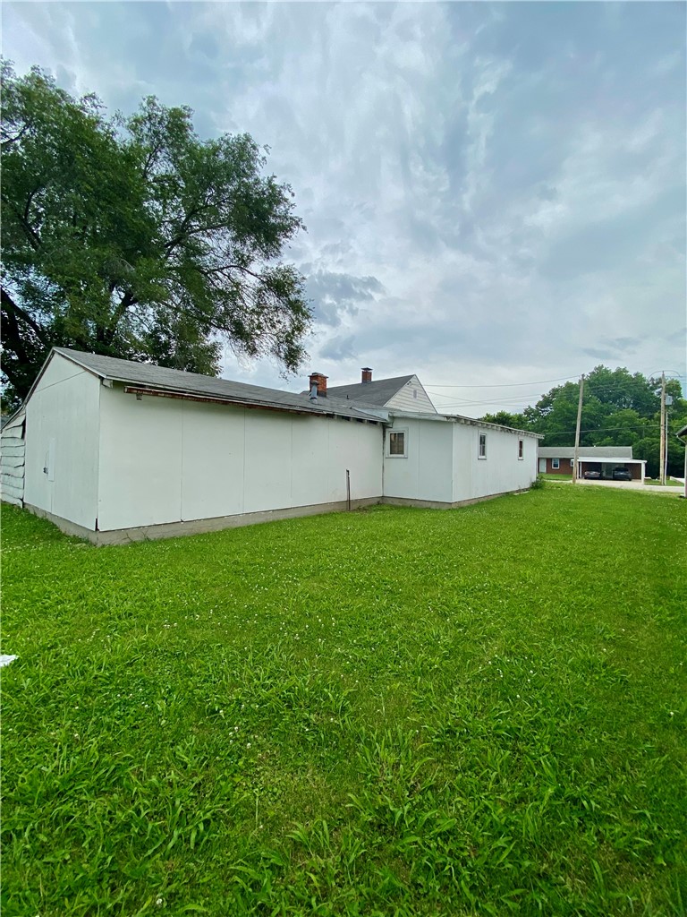 907 E Jefferson Avenue Property Photo 24