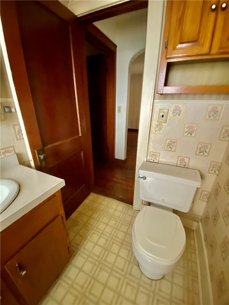 907 E Jefferson Avenue Property Photo 35