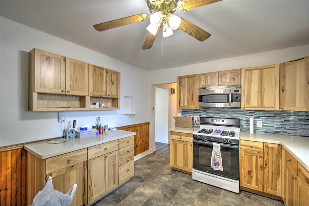 402 E Seiberling Street Property Photo 14