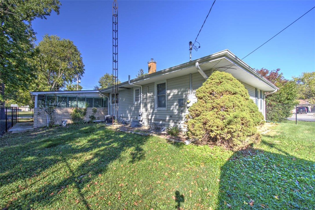 402 E Seiberling Street Property Photo 25