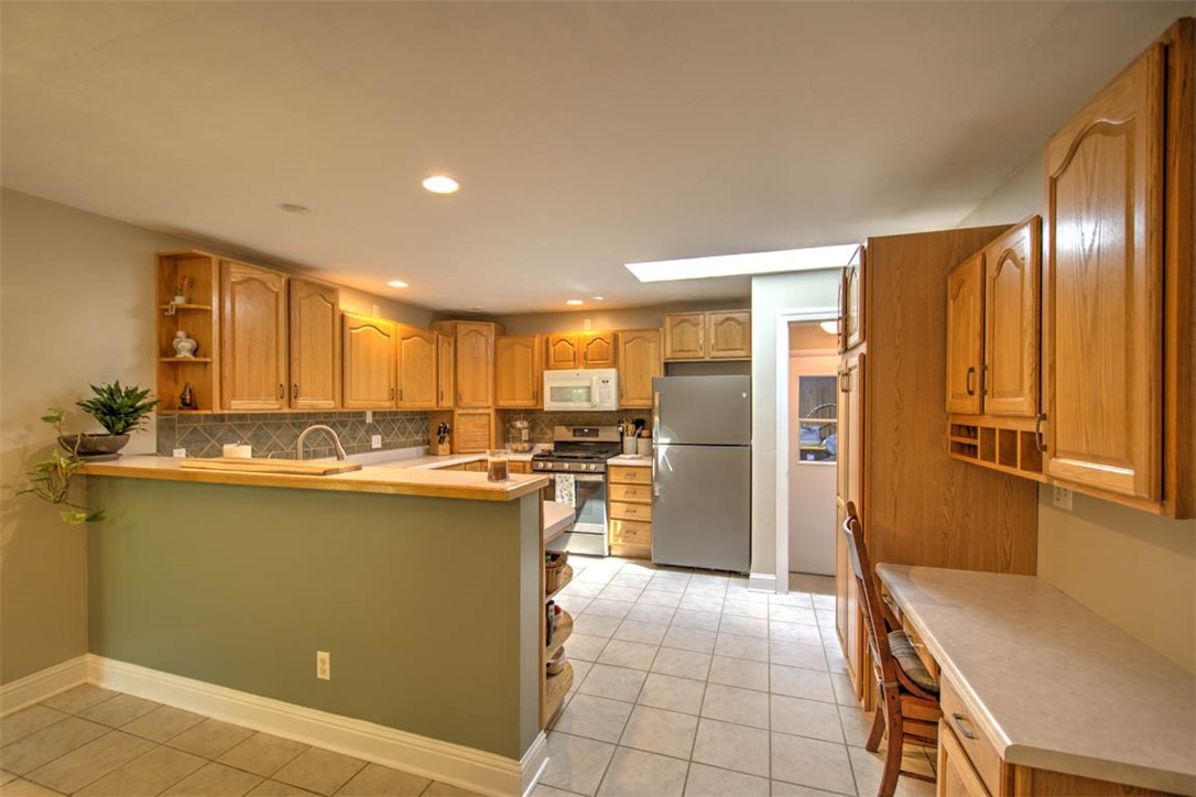 2377 N Florian Avenue Property Photo 14