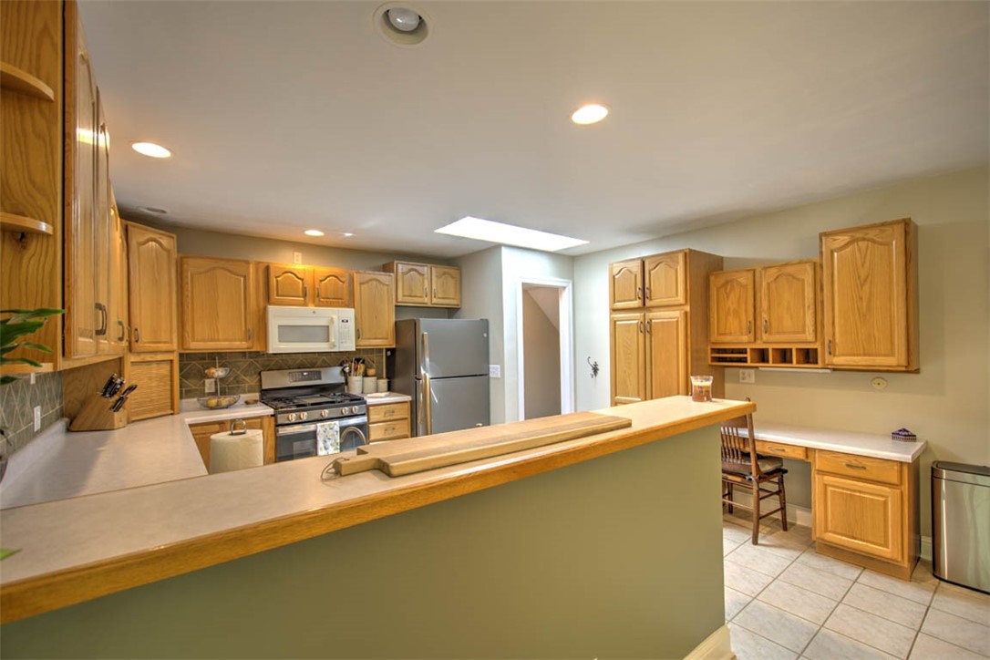 2377 N Florian Avenue Property Photo 15