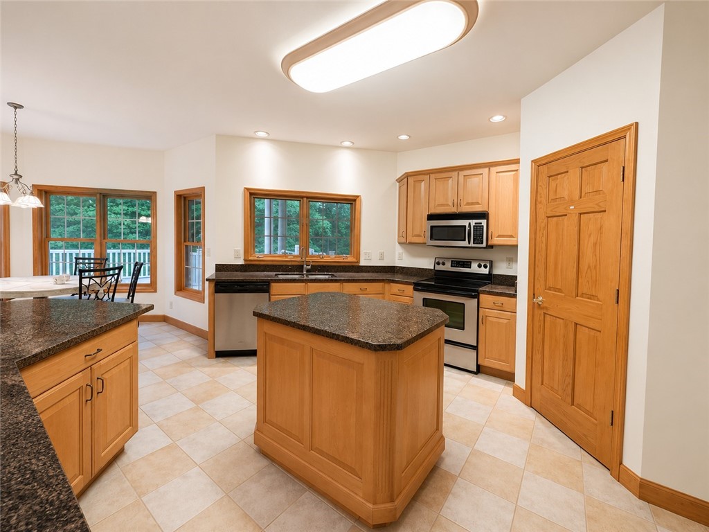 59 Kickapoo Valley Drive Property Photo 7