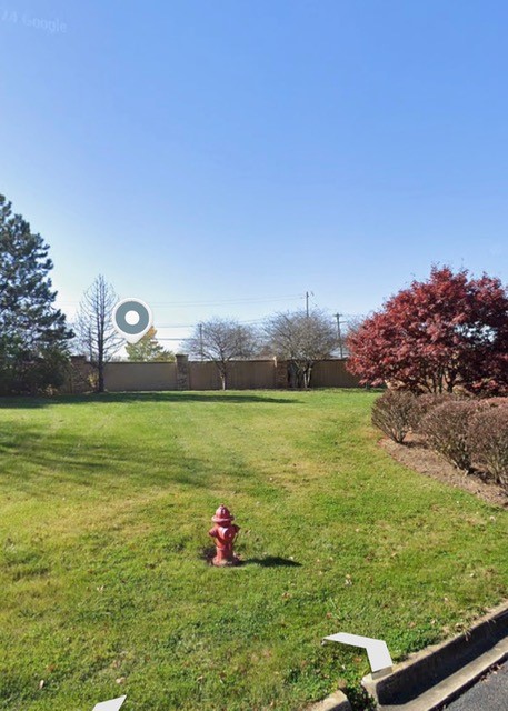 225 E Mueller Court Property Photo 1