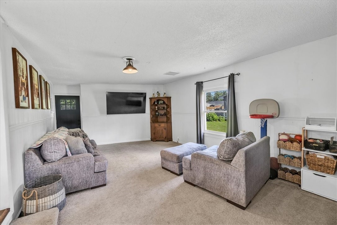 904 S Washington Street Property Photo 10