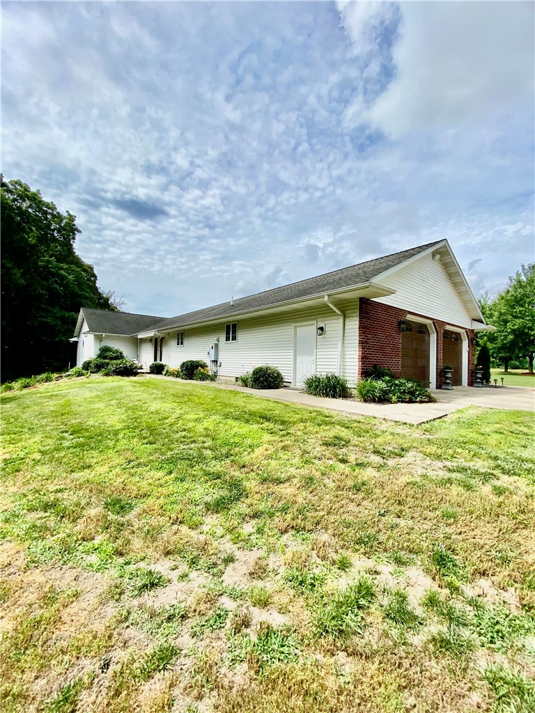 19484 N State Highway 32 Highway Property Photo 8