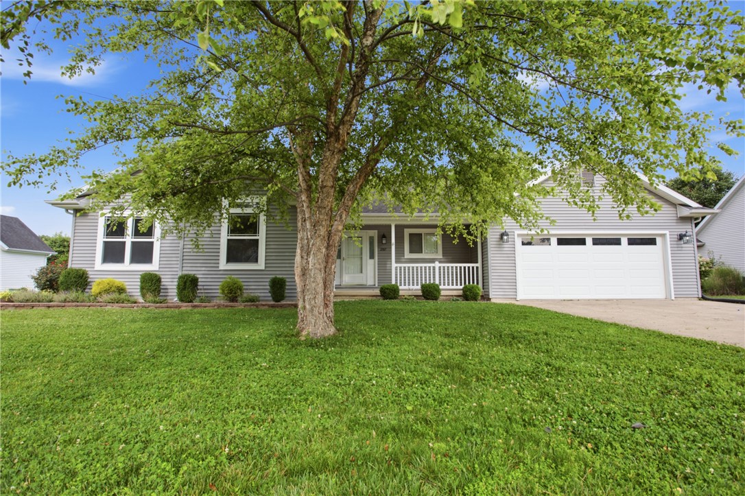 2107 Redbud Street Property Photo 1