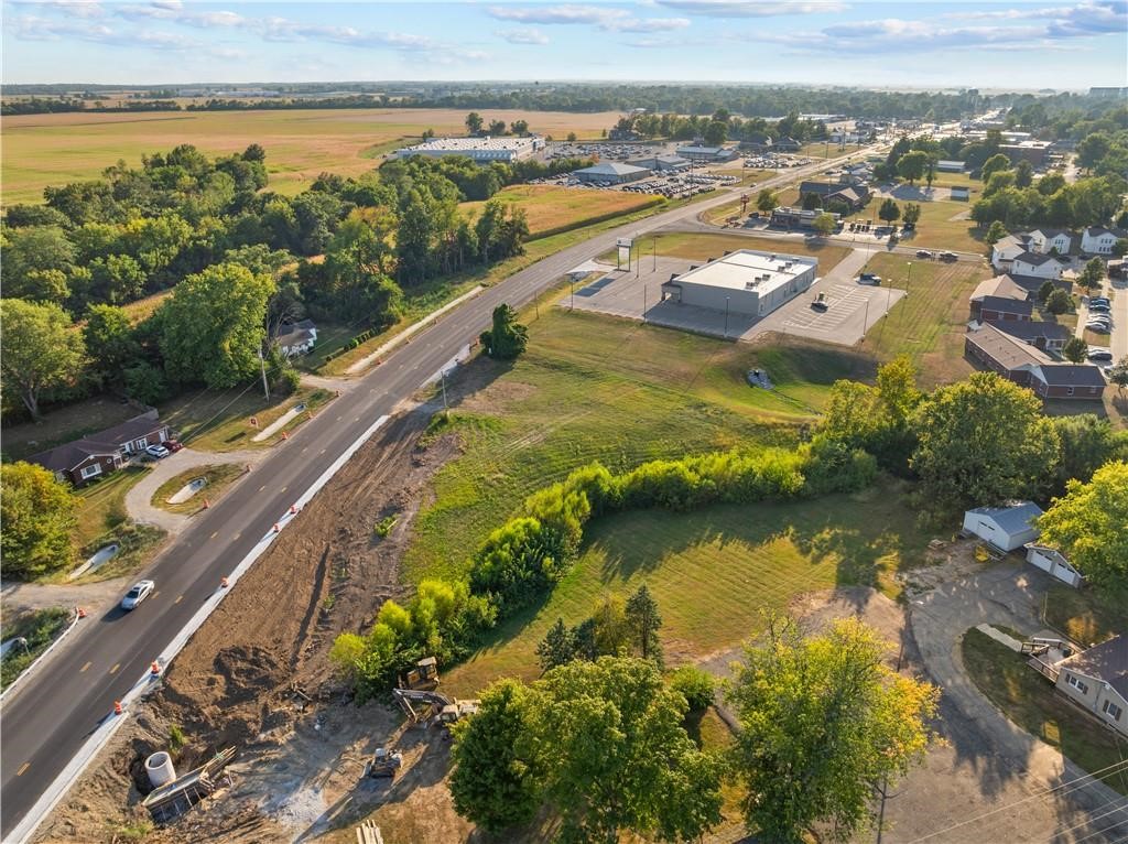 15403 Us Highway 150 Property Photo 2