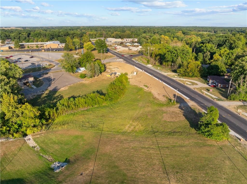 15403 Us Highway 150 Property Photo 6