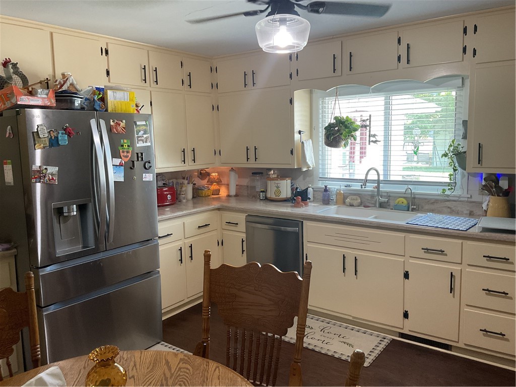 217 Madison Street Property Photo 6