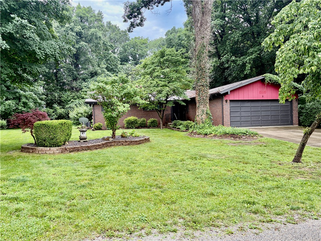 5 Woodland Drive Property Photo 2
