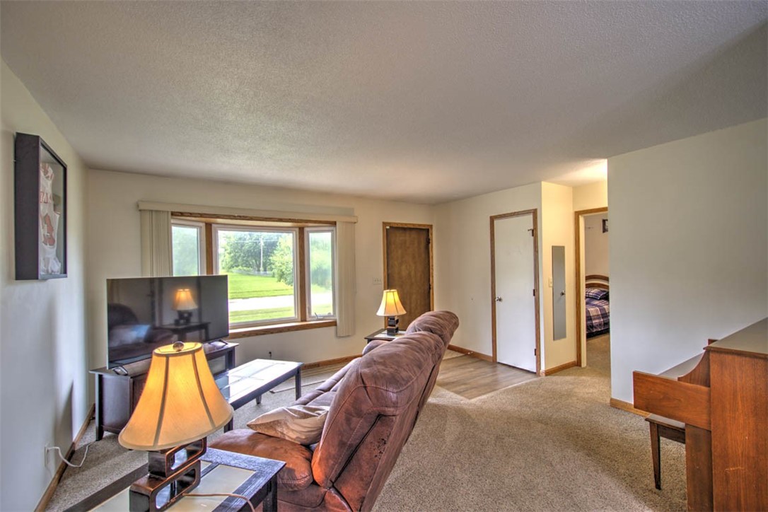 3585 E Fitzgerald Road Property Photo 9