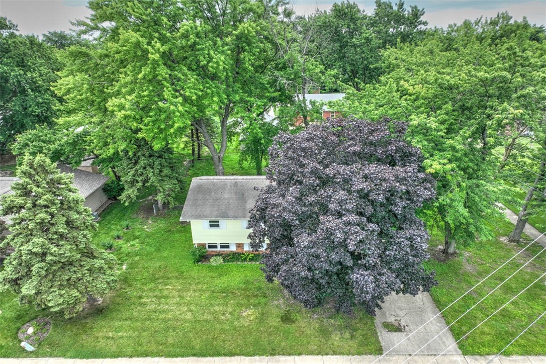 175 W Ash Avenue Property Photo 2