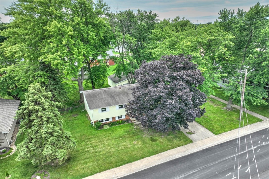 175 W Ash Avenue Property Photo 3