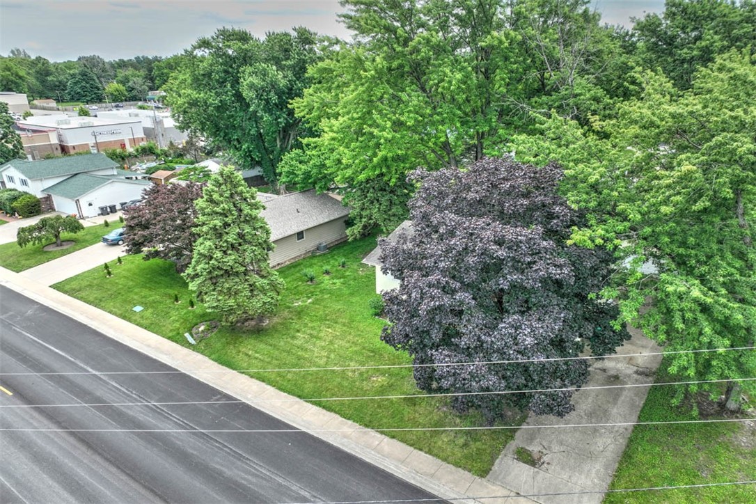 175 W Ash Avenue Property Photo 4