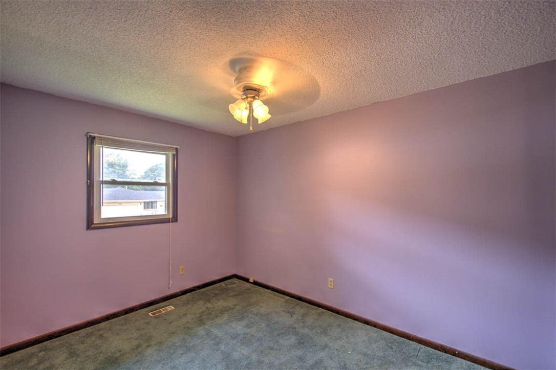 175 W Ash Avenue Property Photo 14