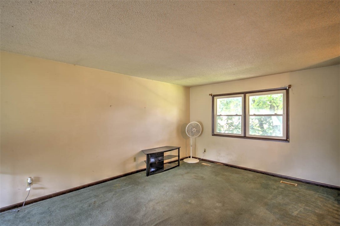 175 W Ash Avenue Property Photo 20