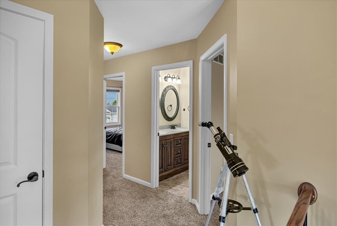 1618 English Oak Drive Property Photo 17