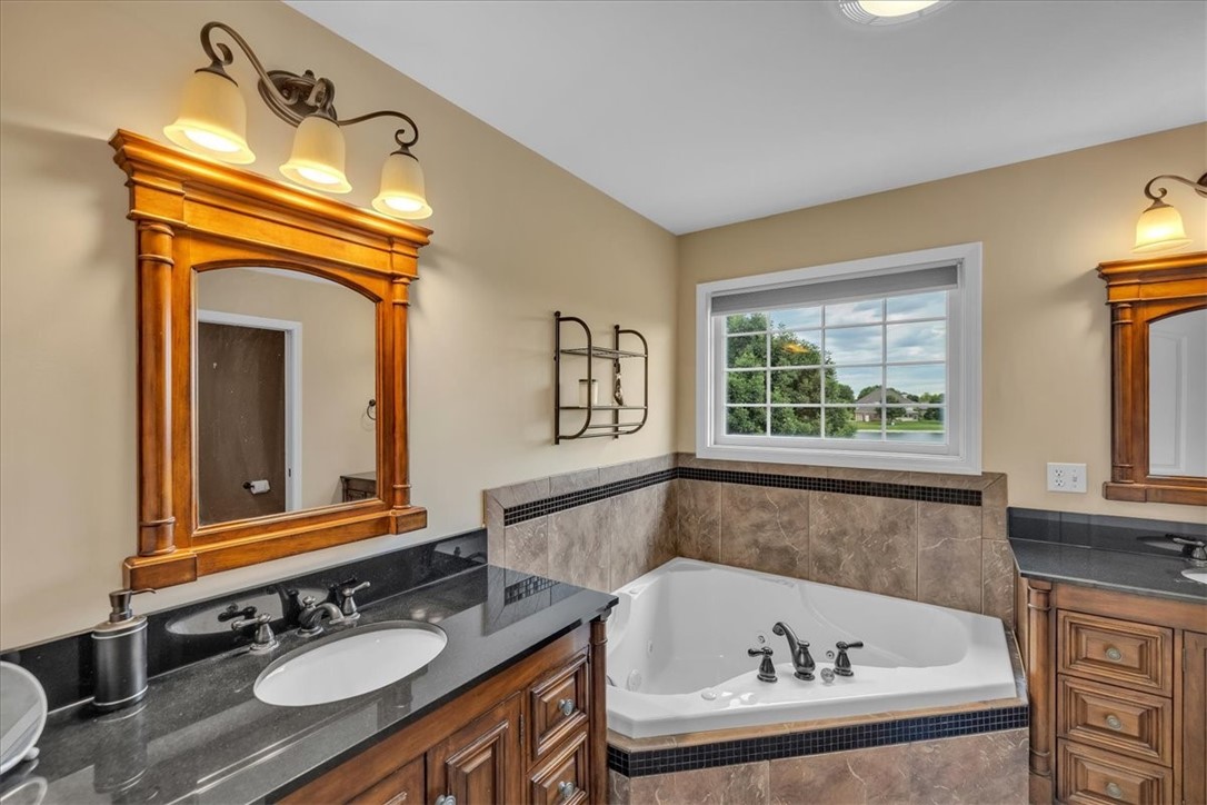 1618 English Oak Drive Property Photo 21