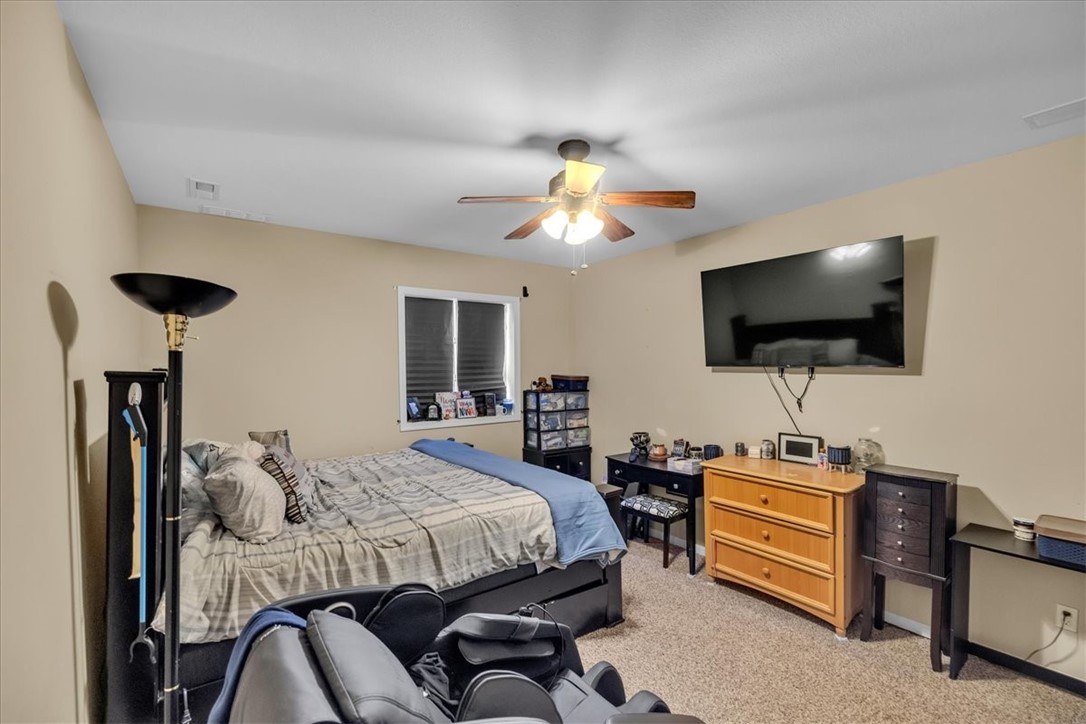 1618 English Oak Drive Property Photo 32
