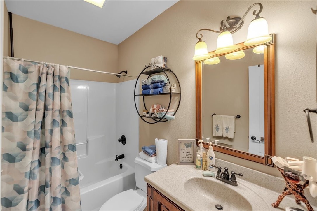 1618 English Oak Drive Property Photo 35